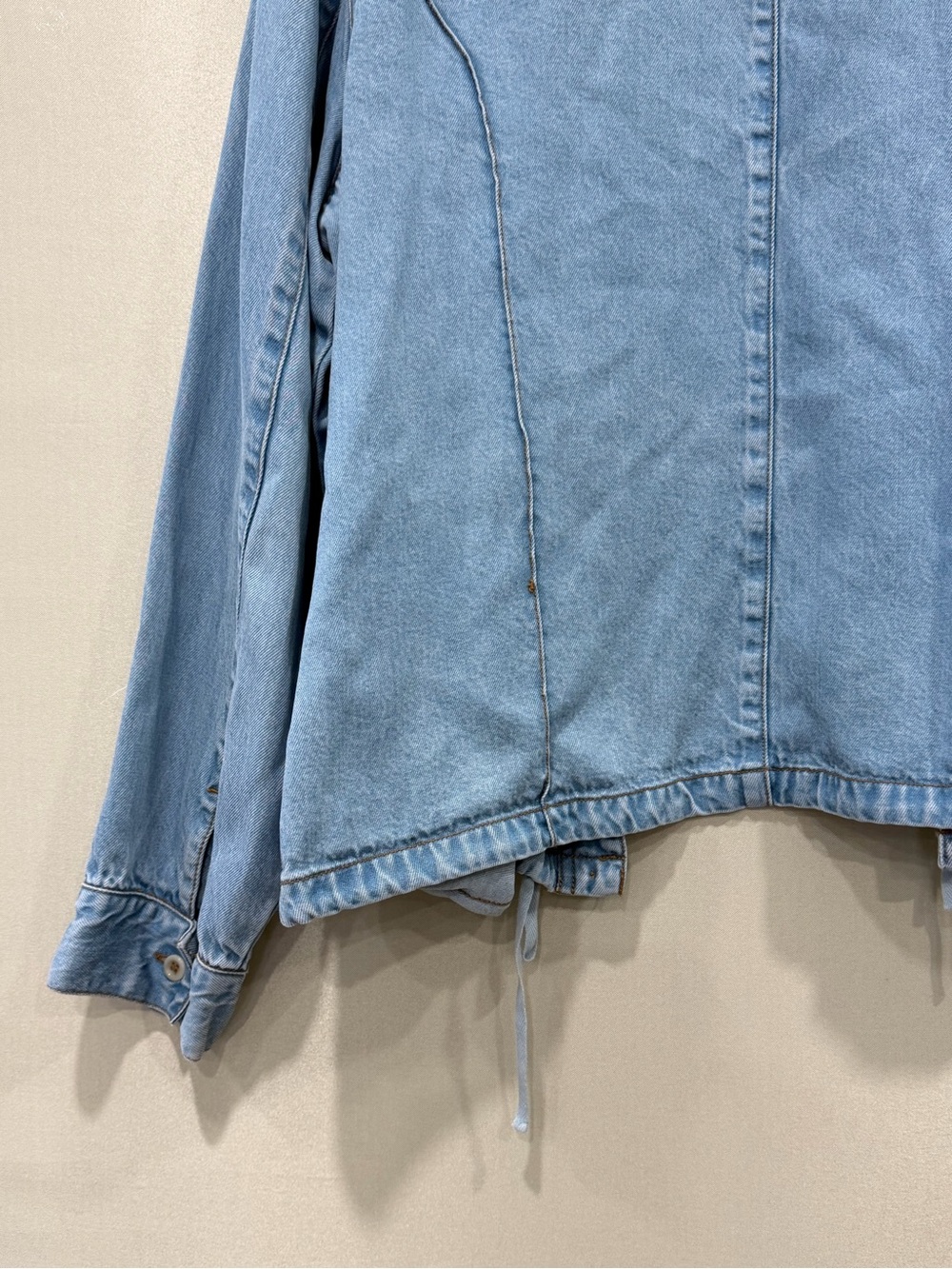 Light Wash Denim Jacket for Women - Casual Button-Front Jean Jacket - Picture 5 of 12